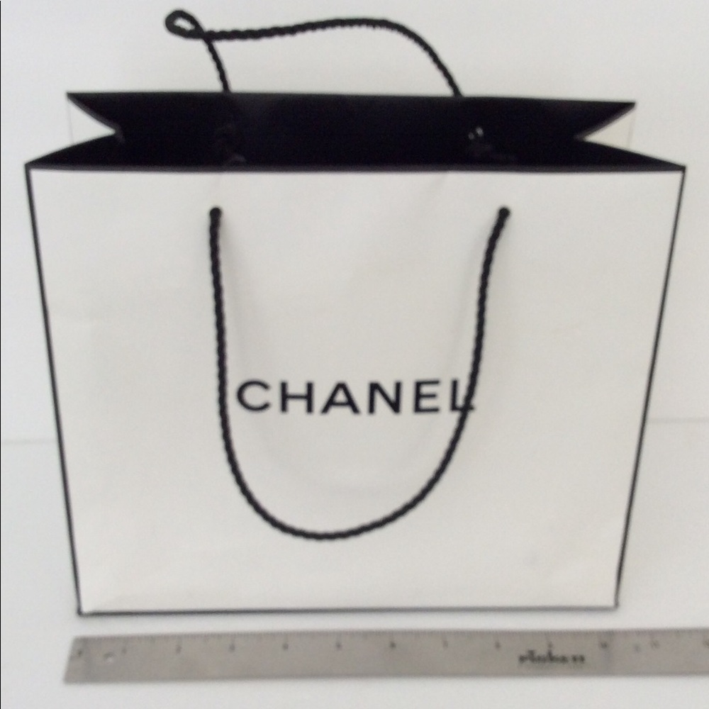 CHANEL White Paper Shipping Bag